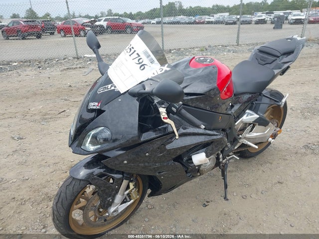 45351796 :رقم المزاد ، WB10D2108FZ351741 vin ، 2015 Bmw S 1000 Rr مزاد بيع