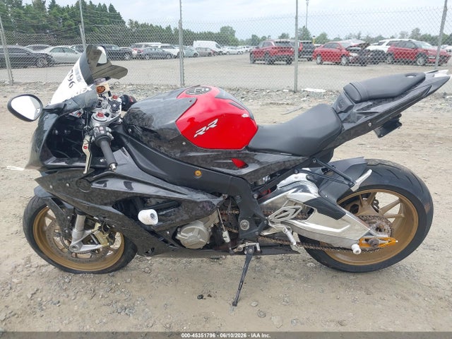 45351796 :رقم المزاد ، WB10D2108FZ351741 vin ، 2015 Bmw S 1000 Rr مزاد بيع