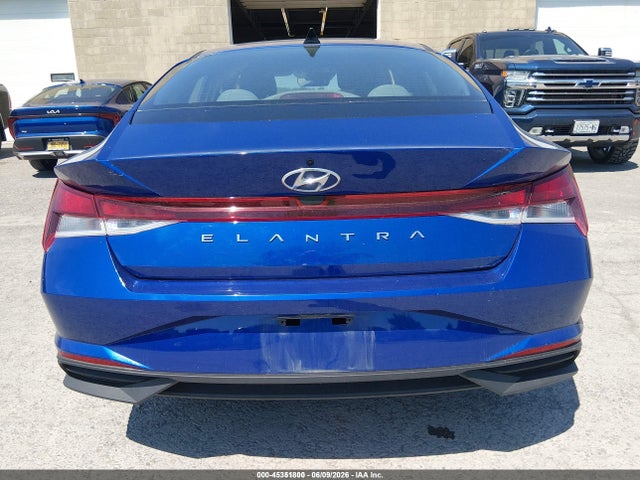 5NPLL4AG3MH049354 Hyundai ELANTRA SE