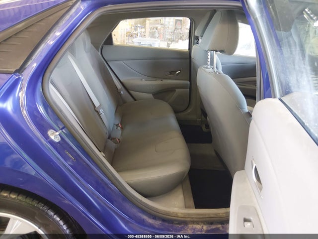 5NPLL4AG3MH049354 Hyundai ELANTRA SE