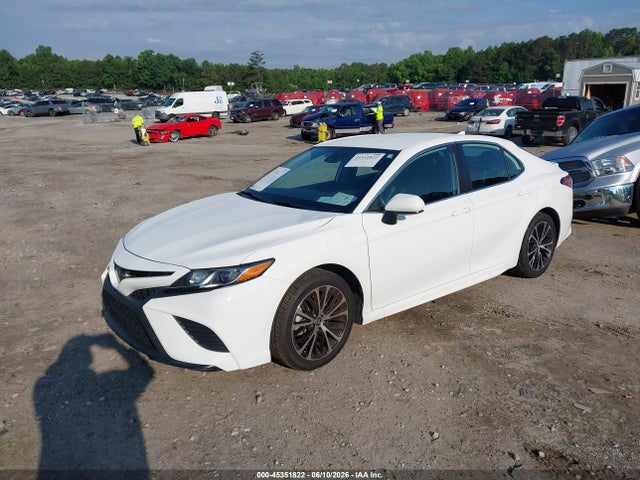 Toyota CAMRY SE 2020 4T1G11AK3LU864731 Image 2