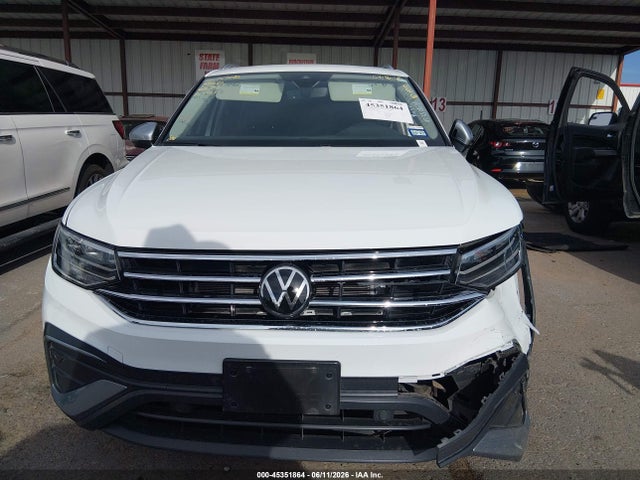 2024 Volkswagen Tiguan 2.0t Wolfsburg Edition მანქანა იყიდება აუქციონზე, vin: 3VVTB7AX1RM222103, აუქციონის ნომერი: 45351864