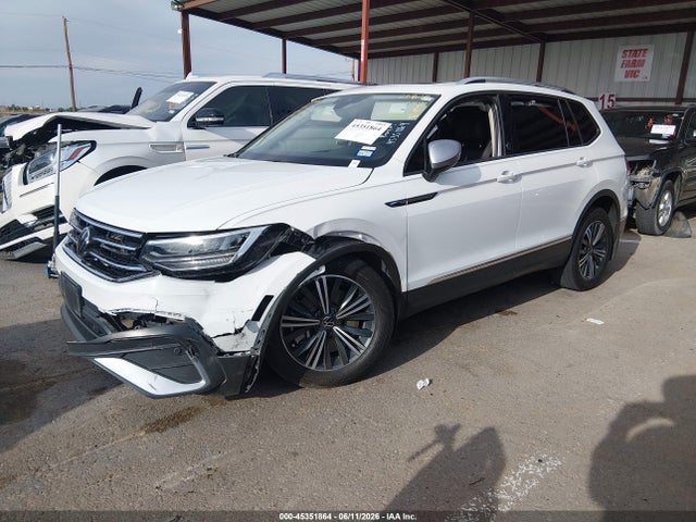 2024 Volkswagen Tiguan 2.0t Wolfsburg Edition მანქანა იყიდება აუქციონზე, vin: 3VVTB7AX1RM222103, აუქციონის ნომერი: 45351864