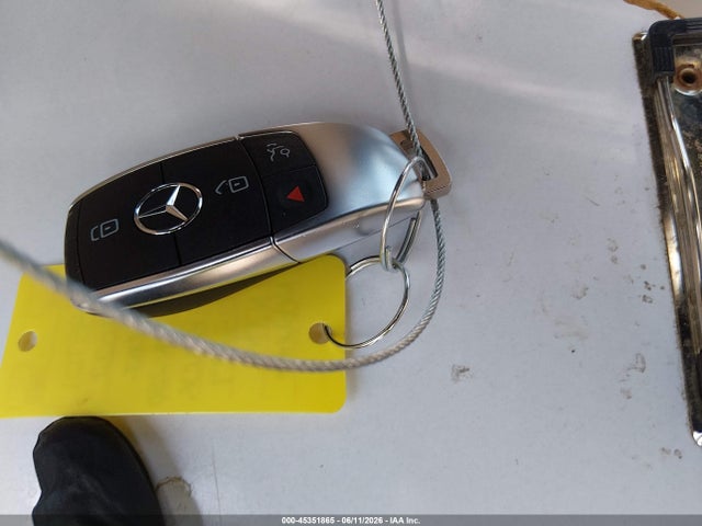 45351865 :رقم المزاد ، W1N4N4HB2NJ392909 vin ، 2022 Mercedes-benz Gla 250 4matic مزاد بيع