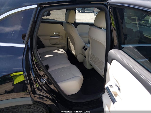 45351865 :رقم المزاد ، W1N4N4HB2NJ392909 vin ، 2022 Mercedes-benz Gla 250 4matic مزاد بيع