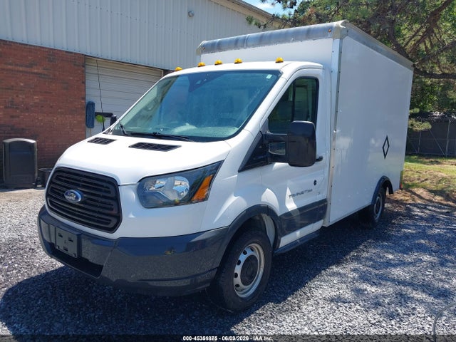 Ford Transit-250 Cutaway 2017 1FDYR5PM7HKB27953 Image 2