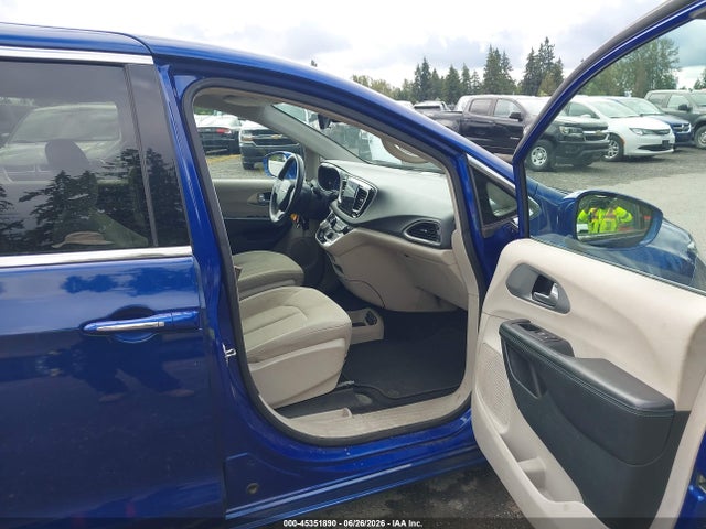 Chrysler Pacifica Hybrid Touring Plus 2018 2C4RC1H75JR276249 Image 5