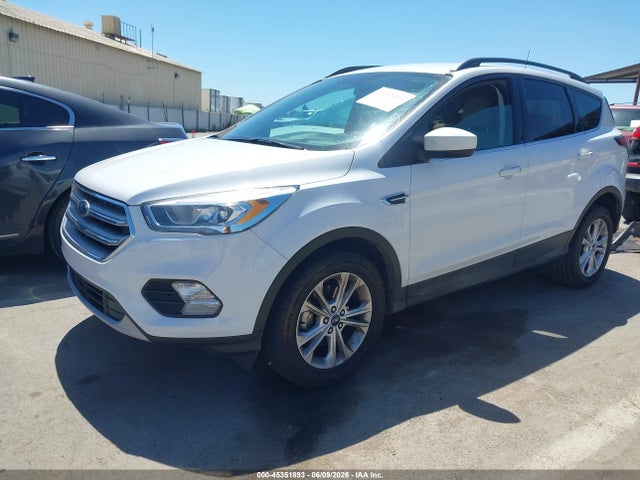 Продажа на аукционе авто 2017 Ford Escape Se, vin: 1FMCU0GD8HUE48223, номер лота: 45351893