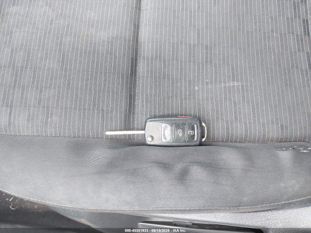 2013 Volkswagen Tiguan S მანქანა იყიდება აუქციონზე, vin: WVGBV3AXXDW626354, აუქციონის ნომერი: 45351933