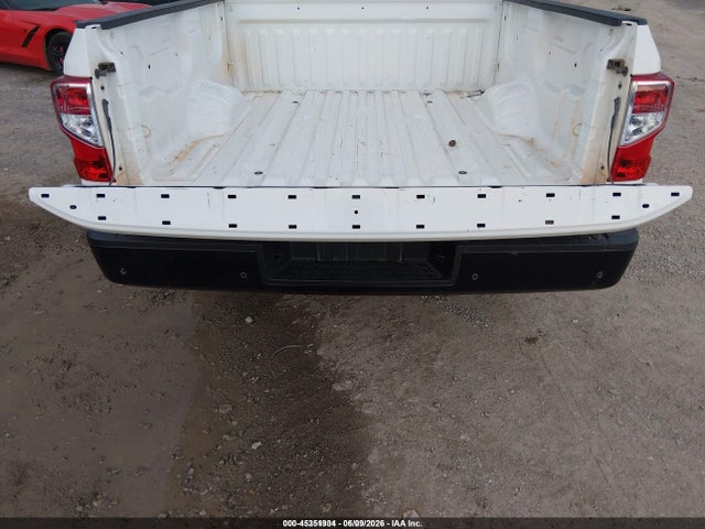 1N6AA1EC1MN525598 Nissan Titan S 4x4