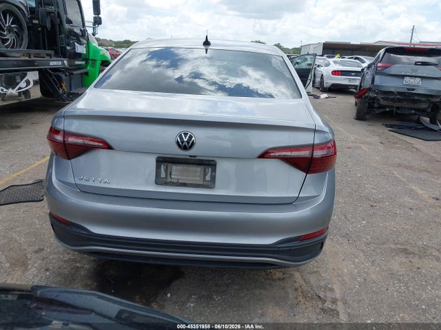 2022 Volkswagen Jetta 1.5t Sport მანქანა იყიდება აუქციონზე, vin: 3VWBM7BU0NM018666, აუქციონის ნომერი: 45351958