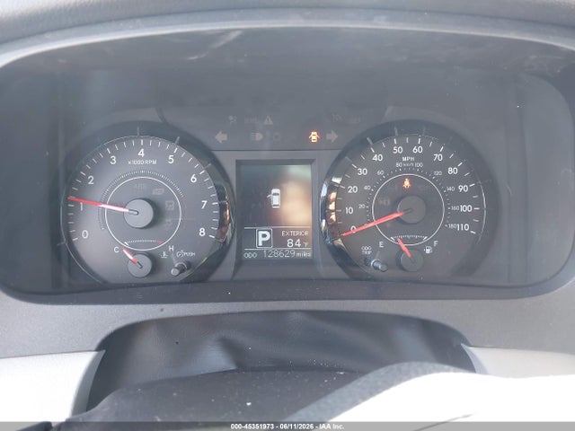 5TDKK3DC8FS685511 Toyota Sienna Le 8 Passenger