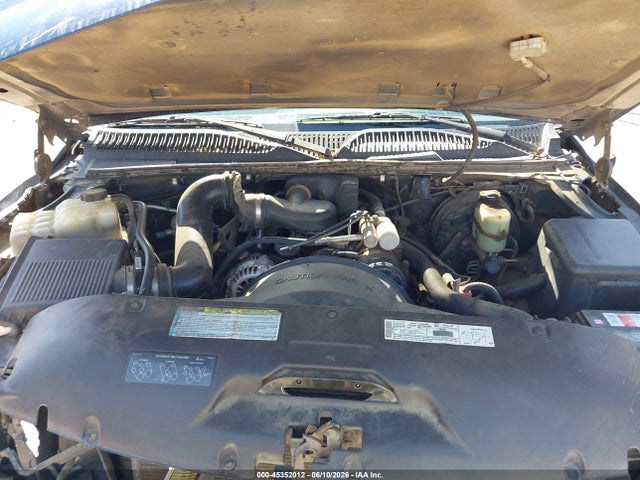 2000 Gmc Sierra 1500 Sl მანქანა იყიდება აუქციონზე, vin: 1GTEC14W8YZ132853, აუქციონის ნომერი: 45352012