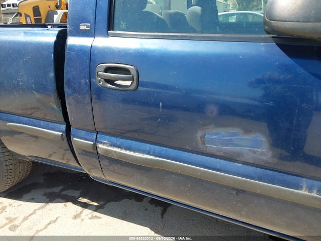 2000 Gmc Sierra 1500 Sl მანქანა იყიდება აუქციონზე, vin: 1GTEC14W8YZ132853, აუქციონის ნომერი: 45352012