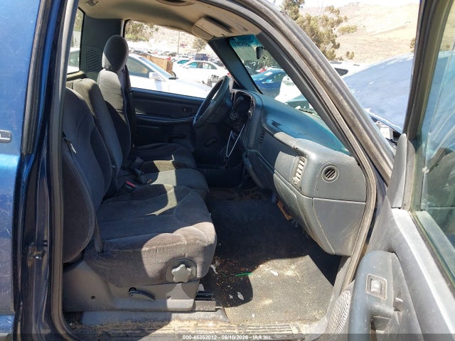 2000 Gmc Sierra 1500 Sl მანქანა იყიდება აუქციონზე, vin: 1GTEC14W8YZ132853, აუქციონის ნომერი: 45352012