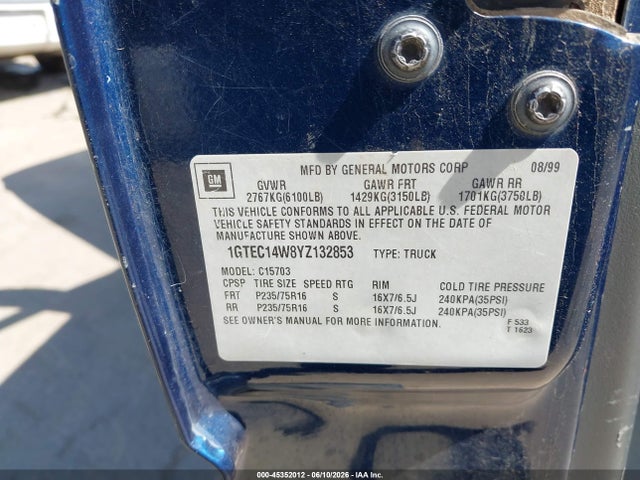 2000 Gmc Sierra 1500 Sl მანქანა იყიდება აუქციონზე, vin: 1GTEC14W8YZ132853, აუქციონის ნომერი: 45352012