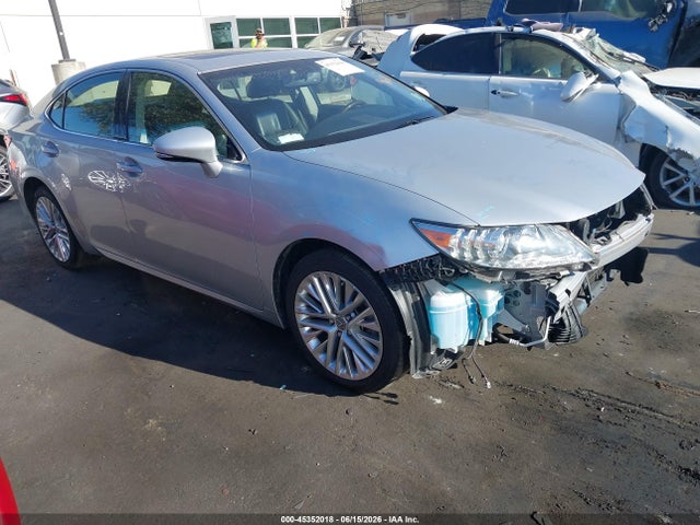 Aukcja sprzedaży 2015 Lexus Es 350, vin: JTHBK1GG8F2169870, numer aukcji: 45352018