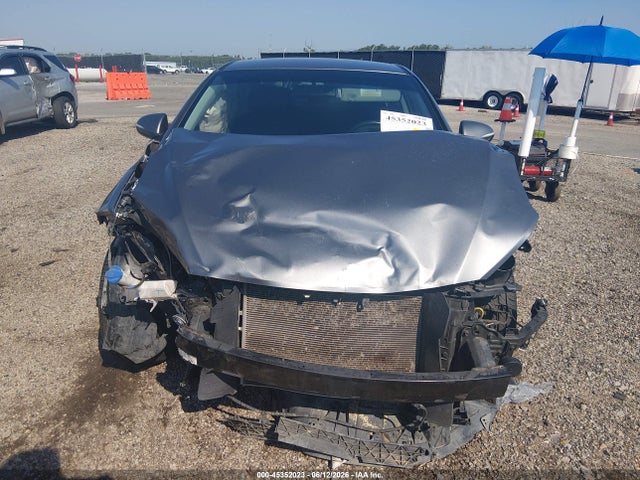 45352023 :رقم المزاد ، 5NPD84LF3JH358831 vin ، 2018 Hyundai Elantra Limited مزاد بيع