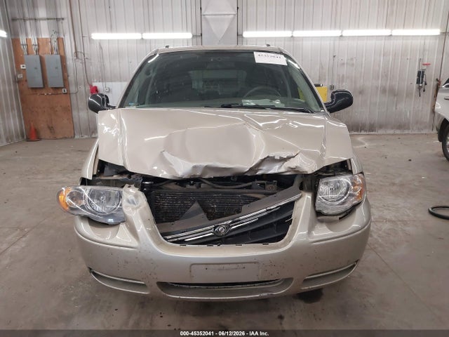 Aukcja sprzedaży 2005 Chrysler Town & Country Touring, vin: 2C4GP54L15R260285, numer aukcji: 45352041