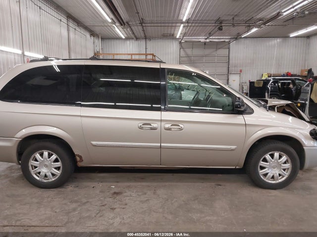 Aukcja sprzedaży 2005 Chrysler Town & Country Touring, vin: 2C4GP54L15R260285, numer aukcji: 45352041