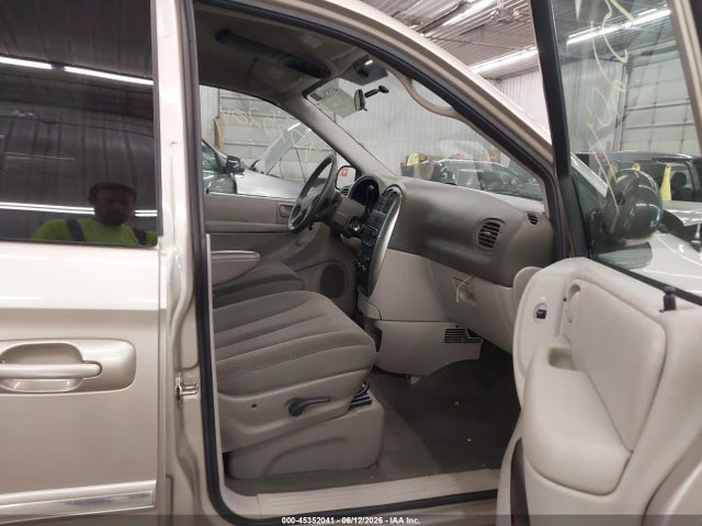 Aukcja sprzedaży 2005 Chrysler Town & Country Touring, vin: 2C4GP54L15R260285, numer aukcji: 45352041