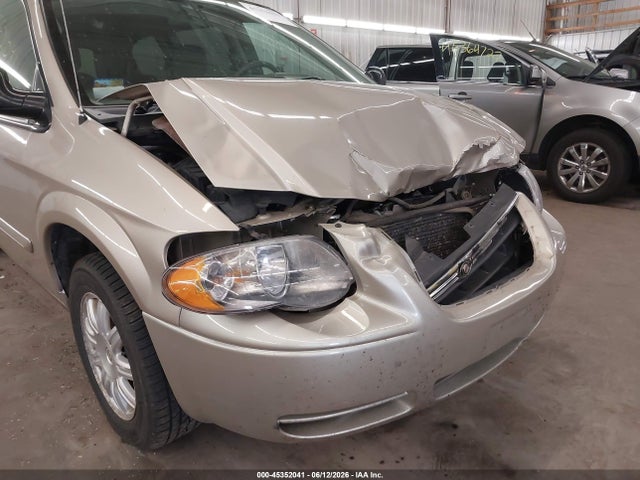 Aukcja sprzedaży 2005 Chrysler Town & Country Touring, vin: 2C4GP54L15R260285, numer aukcji: 45352041