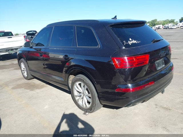 Audi Q7 3.0t Premium 2018 WA1LAAF74JD041739 Image 3
