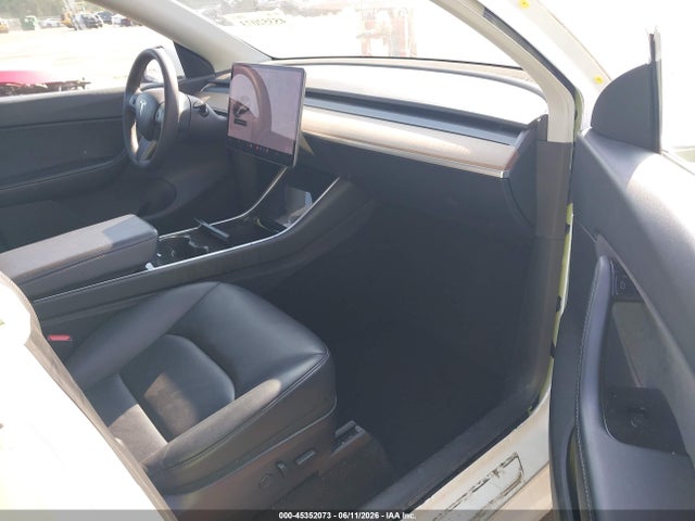 45352073 :رقم المزاد ، 5YJYGDEE3LF045773 vin ، 2020 Tesla Model Y Long Range Dual Motor All-wheel Drive مزاد بيع