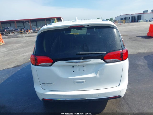 Продаж на аукціоні авто 2018 Chrysler Pacifica Touring Plus, vin: 2C4RC1FG4JR125759, номер лоту: 45352085