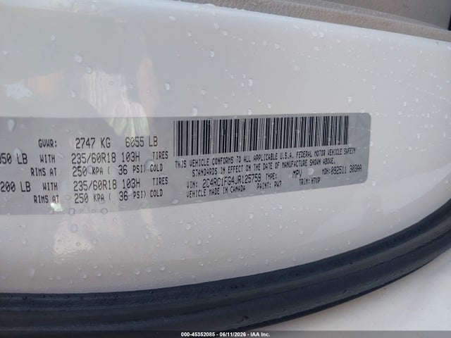 Продаж на аукціоні авто 2018 Chrysler Pacifica Touring Plus, vin: 2C4RC1FG4JR125759, номер лоту: 45352085