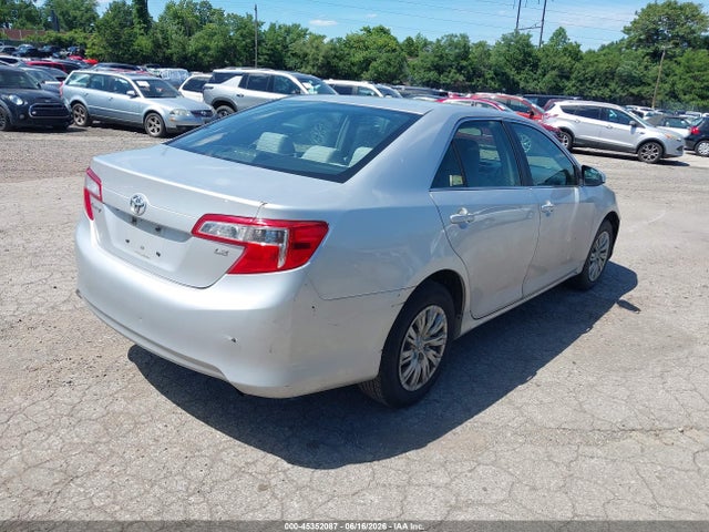 2014 Toyota Camry Le მანქანა იყიდება აუქციონზე, vin: 4T1BF1FKXEU404652, აუქციონის ნომერი: 45352087