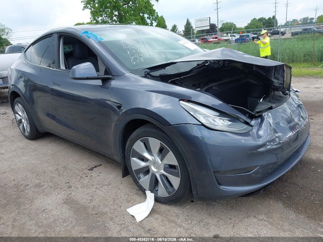 Продажа на аукционе авто 2023 Tesla Model Y Awd/long Range Dual Motor All-wheel Drive, vin: 7SAYGDEE8PA156499, номер лота: 45352116