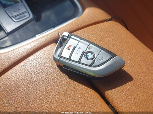 2019 Bmw 740i Xdrive მანქანა იყიდება აუქციონზე, vin: WBA7E4C51KGV28409, აუქციონის ნომერი: 45352127