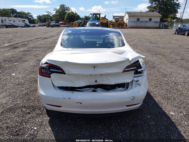 Tesla Model 3 Rear-wheel Drive 2023 5YJ3E1EA6PF495323 Image 16