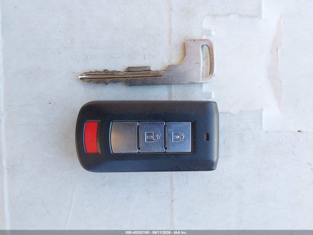 JA4AP3AW4JZ036429 Mitsubishi Outlander Sport 2.4 Se