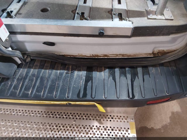 1FBAX2X81PKA75199 Ford Transit-350 Passenger Van Xl