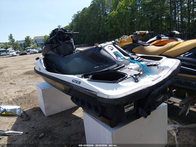 45352240 :رقم المزاد ، YDV09702D212 vin ، 2012 Seadoo Personal Watercraft مزاد بيع