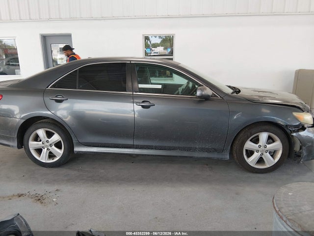 2010 Toyota Camry Se მანქანა იყიდება აუქციონზე, vin: 4T1BF3EK8AU114045, აუქციონის ნომერი: 45352299