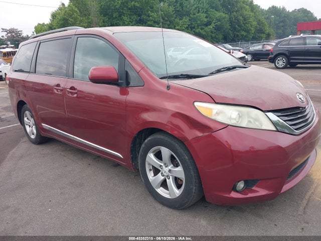 2011 Toyota Sienna Le V6 მანქანა იყიდება აუქციონზე, vin: 5TDKK3DC6BS143057, აუქციონის ნომერი: 45352315
