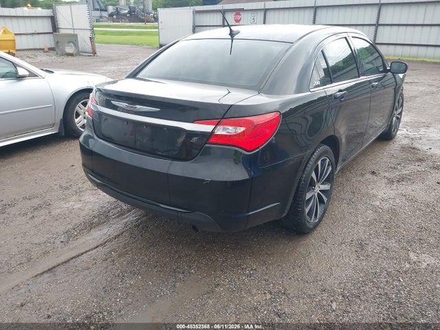 2013 Chrysler 200 Touring მანქანა იყიდება აუქციონზე, vin: 1C3CCBBB1DN699702, აუქციონის ნომერი: 45352368