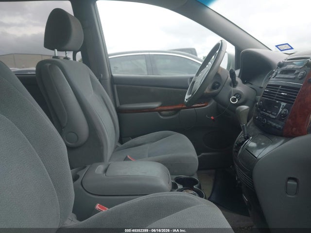 Aukcja sprzedaży 2004 Toyota Sienna Xle, vin: 5TDZA22CX4S060748, numer aukcji: 45352399