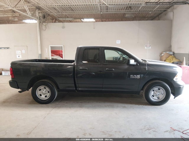 45352415 :رقم المزاد ، 1C6RR6FG7JS272420 vin ، 2018 Ram 1500 Tradesman  4x2 6'4 Box مزاد بيع