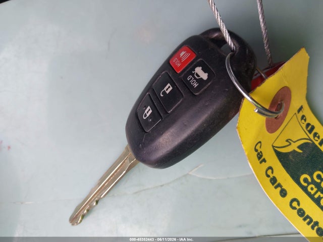 2016 Toyota Corolla Le Plus მანქანა იყიდება აუქციონზე, vin: 2T1BURHE0GC549036, აუქციონის ნომერი: 45352443