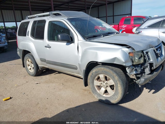 45352447 :رقم المزاد ، 5N1AN0NW6DN819411 vin ، 2013 Nissan Xterra S مزاد بيع