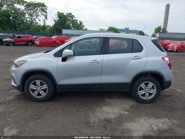 2018 Chevrolet Trax Ls მანქანა იყიდება აუქციონზე, vin: 3GNCJNSB6JL167335, აუქციონის ნომერი: 45352449