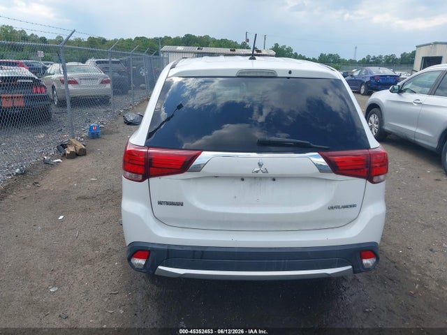 Mitsubishi Outlander Se 2016 JA4AZ3A37GZ012330 Image 16