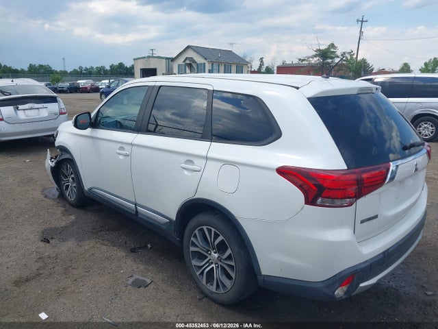 Mitsubishi Outlander Se 2016 JA4AZ3A37GZ012330 Image 3