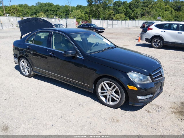 45352461 :رقم المزاد ، WDDGF8AB8EA959696 vin ، 2014 Mercedes-benz C 300 Sport 4matic مزاد بيع