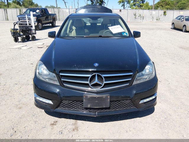Продаж на аукціоні авто 2014 Mercedes-benz C 300 Sport 4matic, vin: WDDGF8AB8EA959696, номер лоту: 45352461
