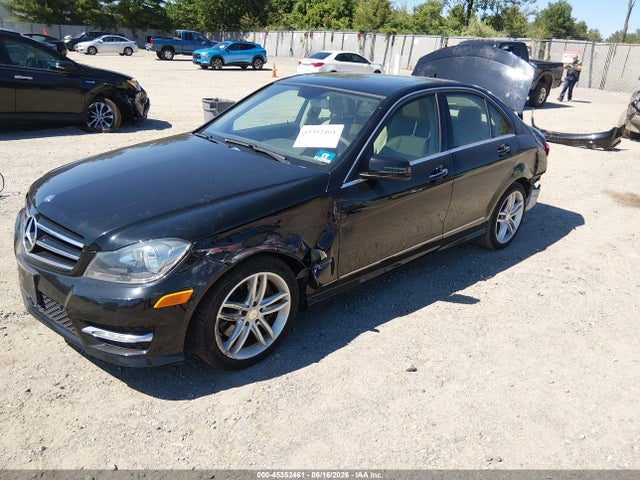 Продаж на аукціоні авто 2014 Mercedes-benz C 300 Sport 4matic, vin: WDDGF8AB8EA959696, номер лоту: 45352461